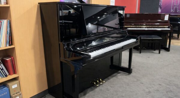 YAMAHA UX30BL