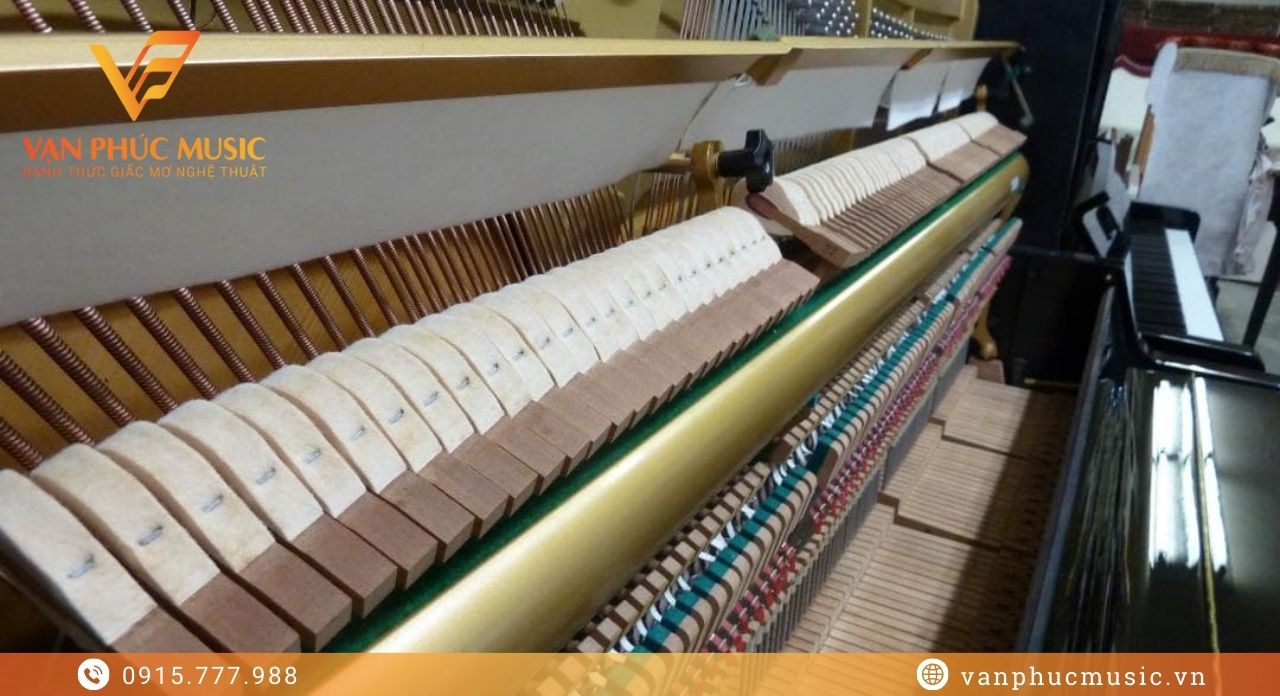 Yamaha UX5 piano cơ Yamaha UX5 piano cơ