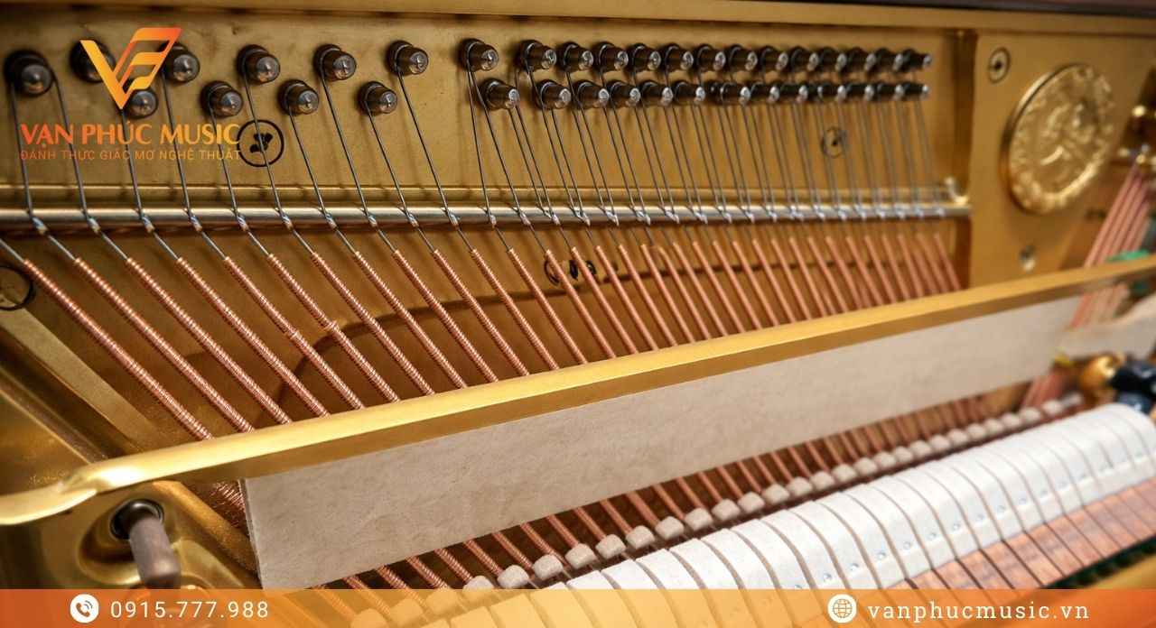 Yamaha W106BB piano cơ