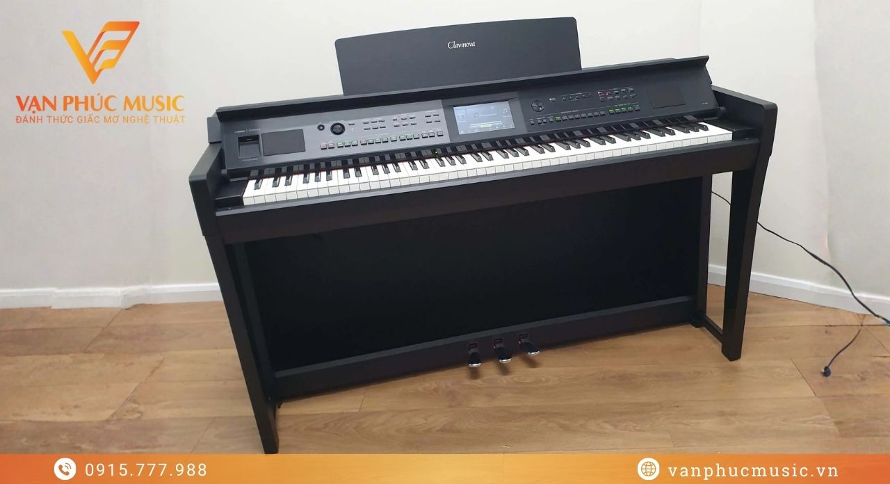 Yamaha CVP-805B