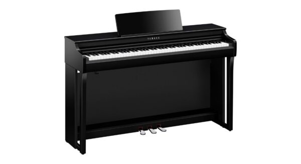 yamaha-clp-825pe