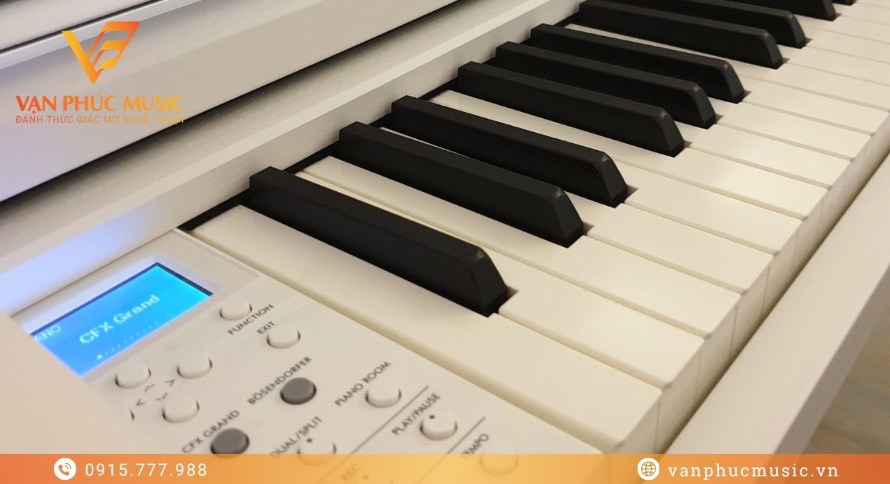 đàn piano Yamaha CLP 835WH