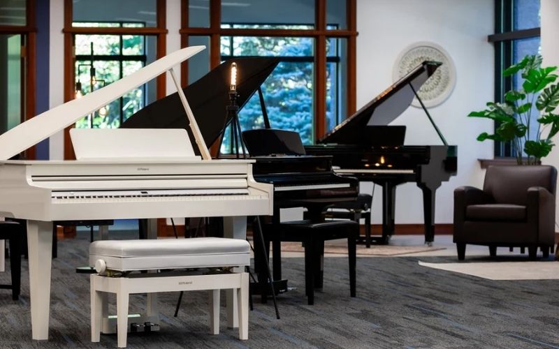 Lưu ý mua đàn piano điện tại cửa hàng uy tín với bảo hành rõ ràng