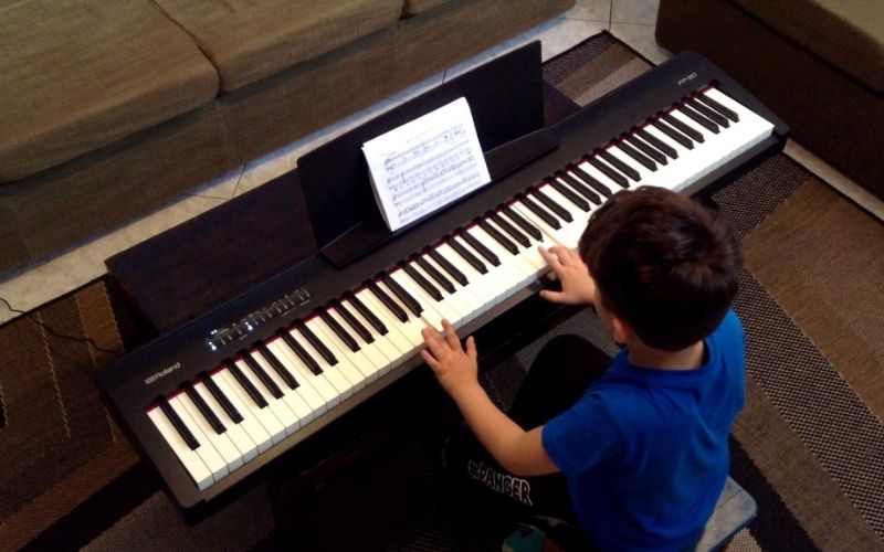 Piano điện Roland FP-30X phím PHA-4 Standard