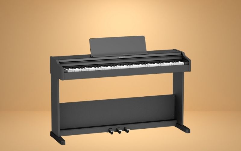 Roland RP-107 là phiên bản nâng cấp trong dòng RP