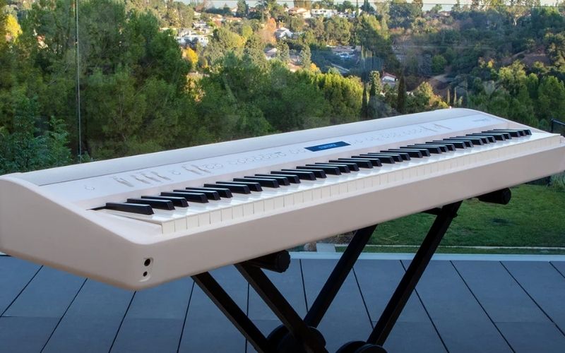 Thiết kế của Roland gọn gàng và hiện đại