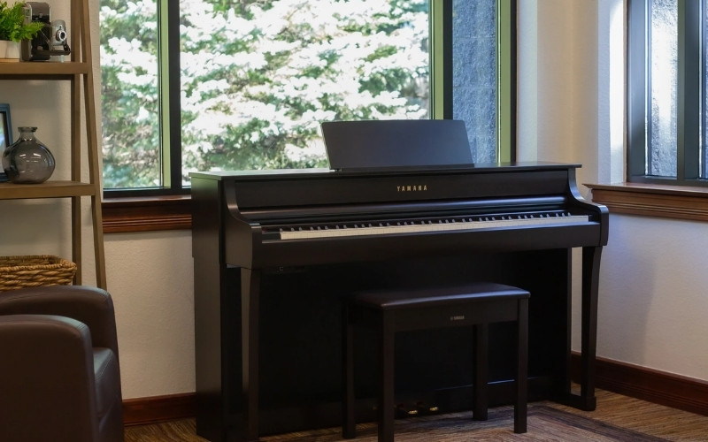 Yamaha Clavinova CLP mô phỏng đại dương cầm và phím gỗ GrandTouch
