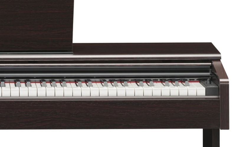 Yamaha YDP-145 sử dụng bàn phím GHS