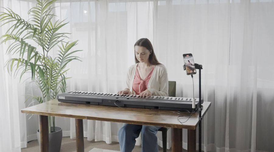 Thu âm piano điện bằng cáp