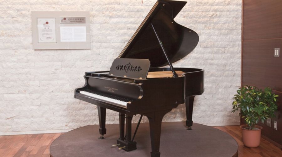 Chiếc grand piano đầu tiên